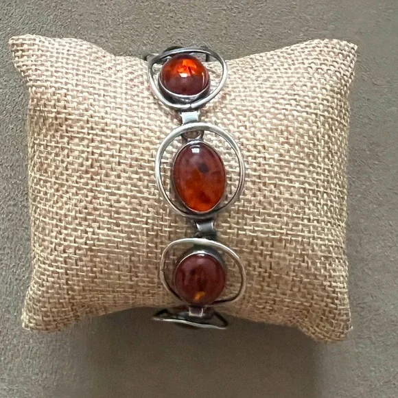 Authentic Baltic Amber & silver bracelet - Picture 2 of 9